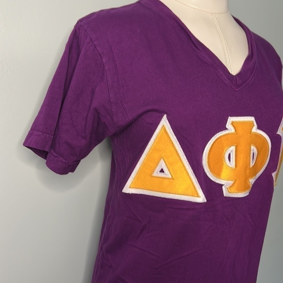 ✨HOST PICK✨ Women’s Delta Phi Epsilon Sorority Shirt - Picture 3 of 8